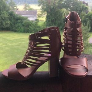 Indigo Rd Brown Strappy Heels